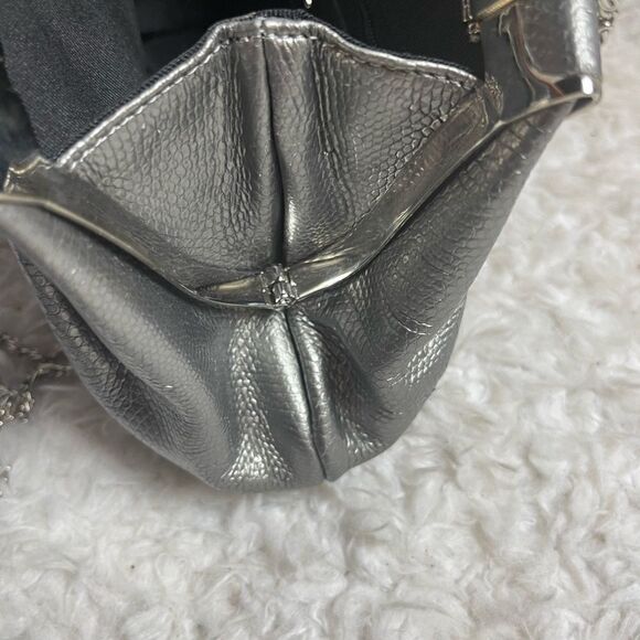 Stephanie Snakeskin  prints Rhinestone Vintage Metallic gray evening Bag. - Picture 10 of 13